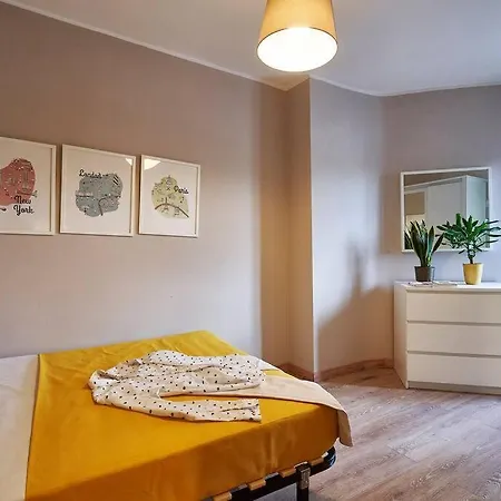 Bebarceloner Sant Andreu - 3 Bedrooms Apartment Barcelona